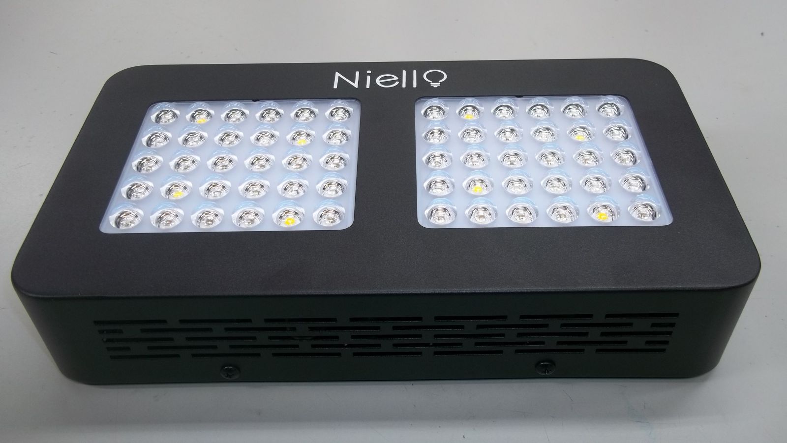 Niello 300 watt LED Grow Light Review